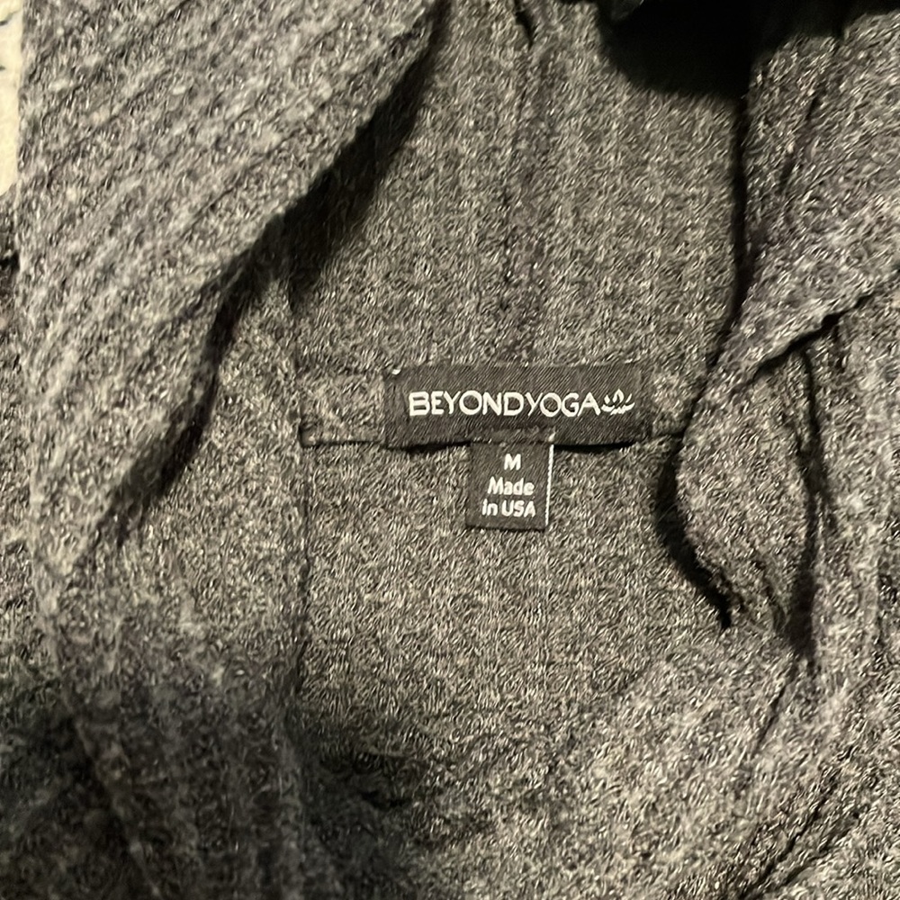 Waffle pattern sweater - Picture 2 of 2